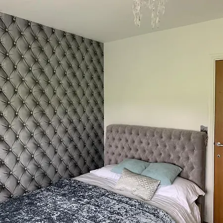 Bed & Breakfast Llamas Pyjamas Penrith