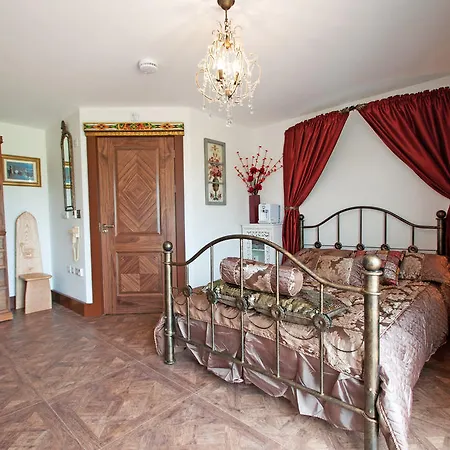 Llamas Pyjamas Bed & Breakfast Penrith