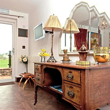 Llamas Pyjamas Bed & Breakfast
