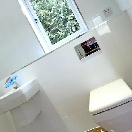 Bed & Breakfast Llamas Pyjamas 5*